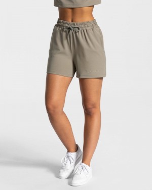 Teveo Charming Oversized Kurze Sporthose Damen Khaki | EIZ-8237