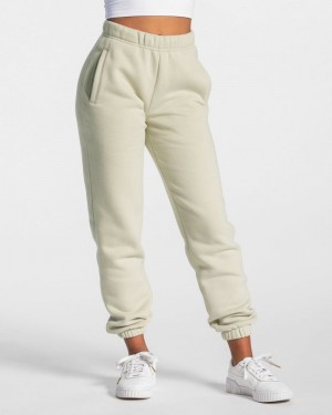 Teveo Iconic Oversized Jogginghose Damen Olivgrün | FPS-2529